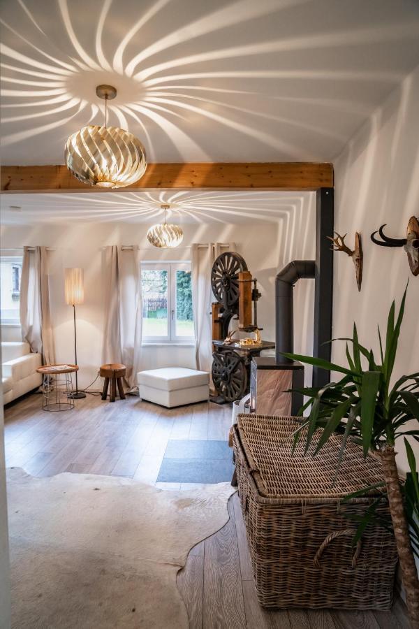 Chalet Happy Family, Secluded Location, 15 Min To Salzburg And Just Short To T Lakes Sound Of Music, Bbq&Bikes&Sunbeds For Free, Up To 14P Golling an der Salzach Exterior foto